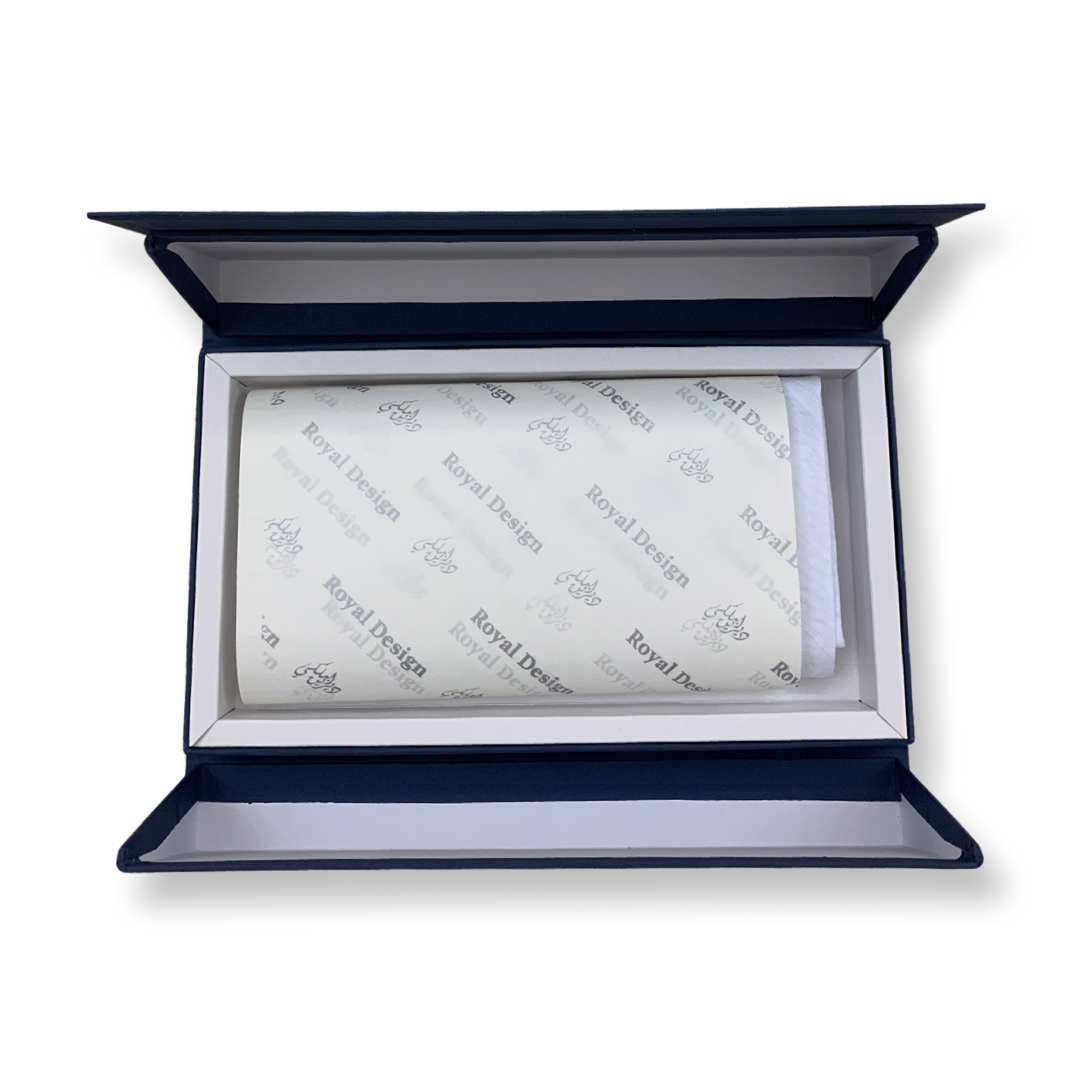 شماغ ديزاين ملكي ابيض